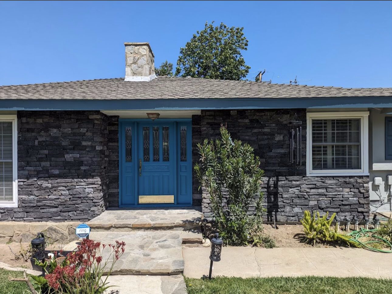 Read more about the article Stone Veneer Installation